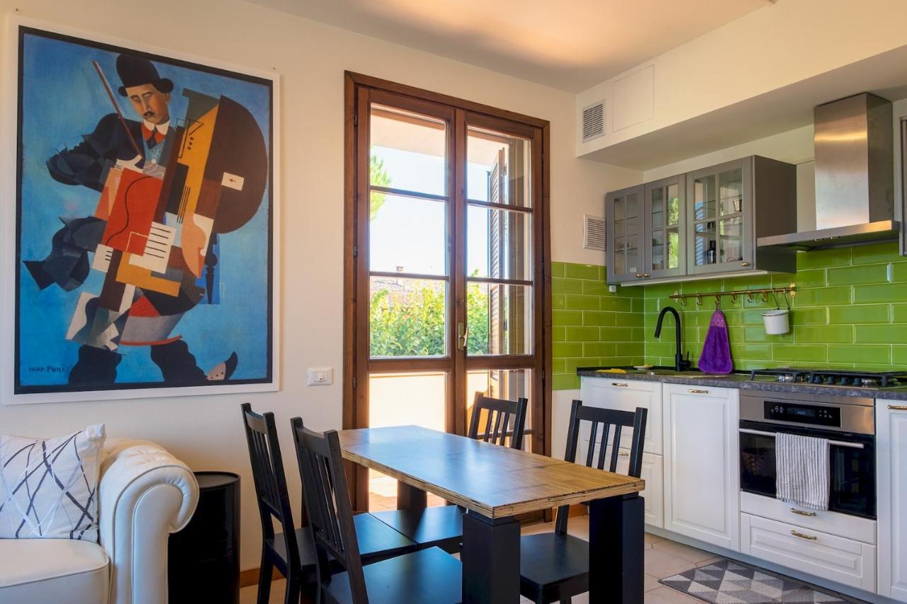 La Casa Sul Porto - Italian Homing Apartment Sirmione Bagian luar foto