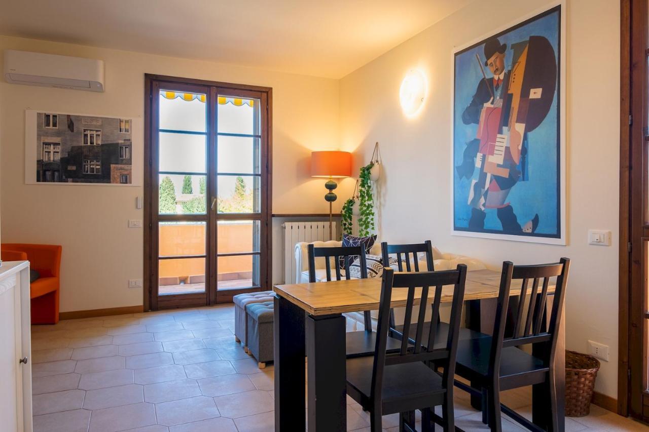 La Casa Sul Porto - Italian Homing Apartment Sirmione Bagian luar foto